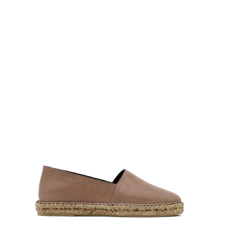 Josefin Flats — Taupe