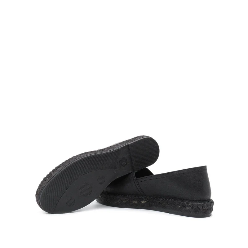 Josefin Flats — Black