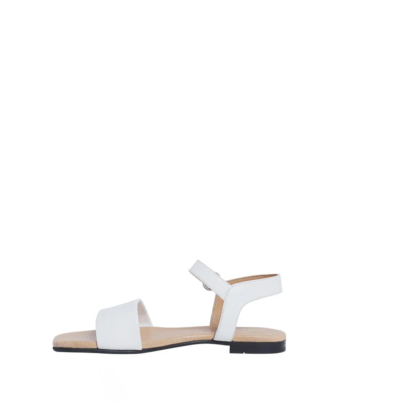 Madeleine Outlet — White