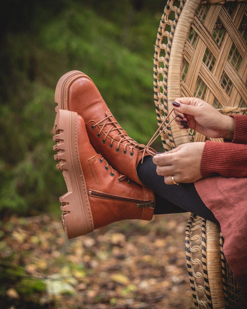 Shoelace 130cm Shoe care — Cognac