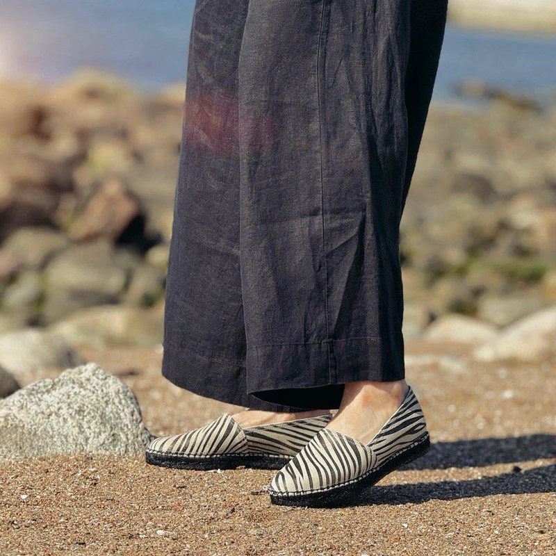 Josefin Flats — Zebra