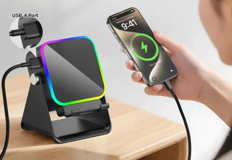 Bluetooth-Lautsprecher mit Smartphone-Halter und RGB-Beleuchtung – SoundDock