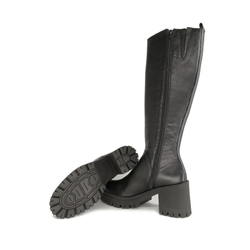 Ylva Tall shaft boots — Black