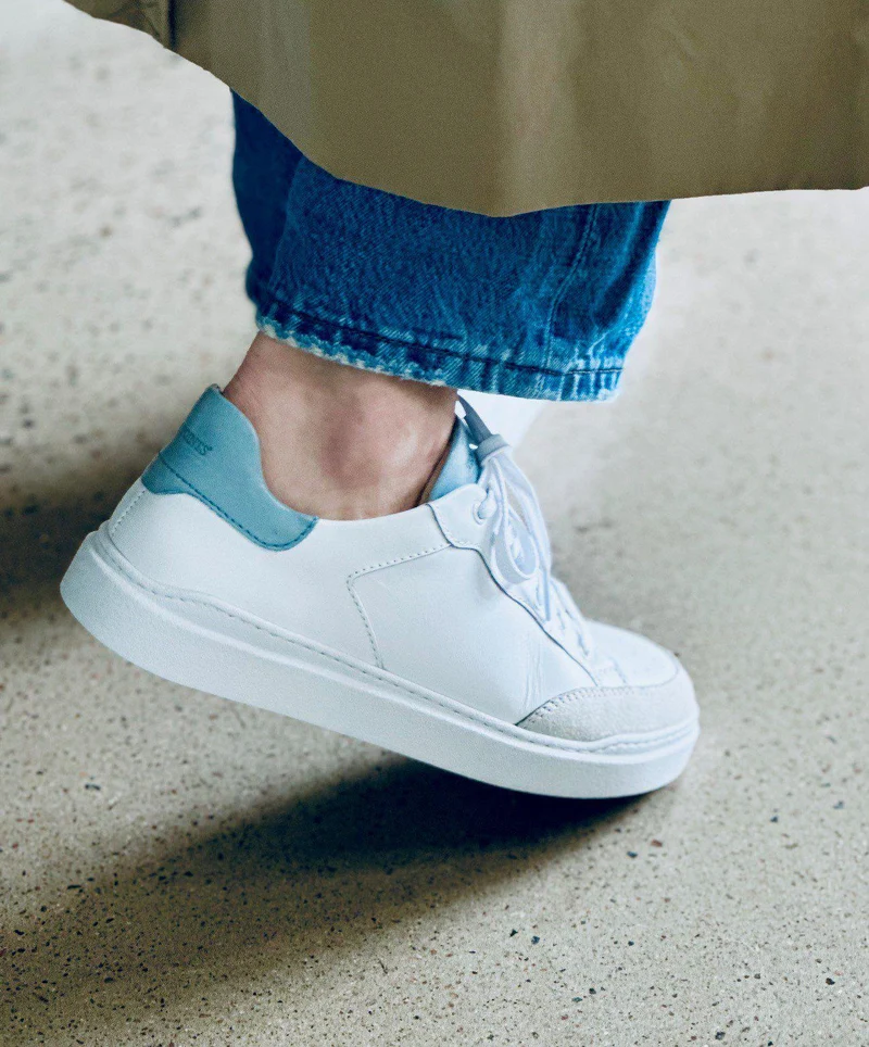 Isolde Sneakers — White/Lightblue