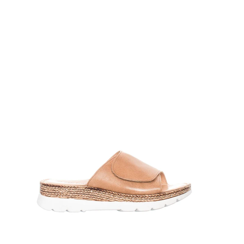 Maya Outlet — Sand