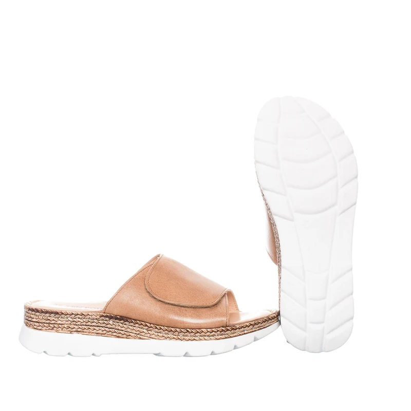 Maya Outlet — Sand