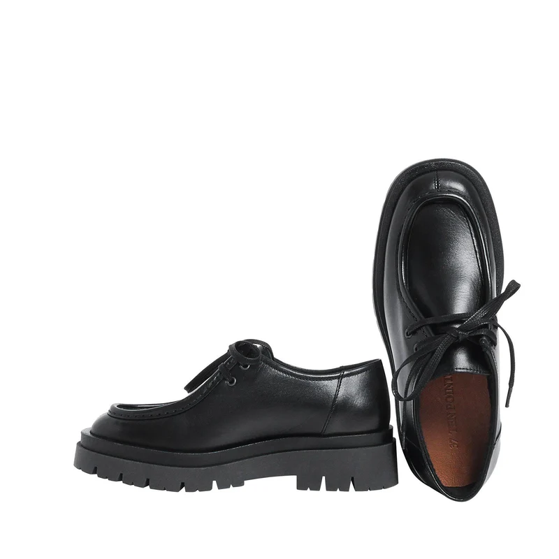 Margaret Laced shoes — Black