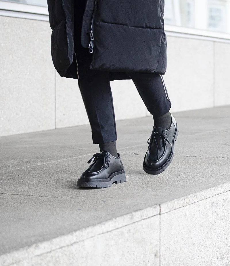 Margaret Laced shoes — Black