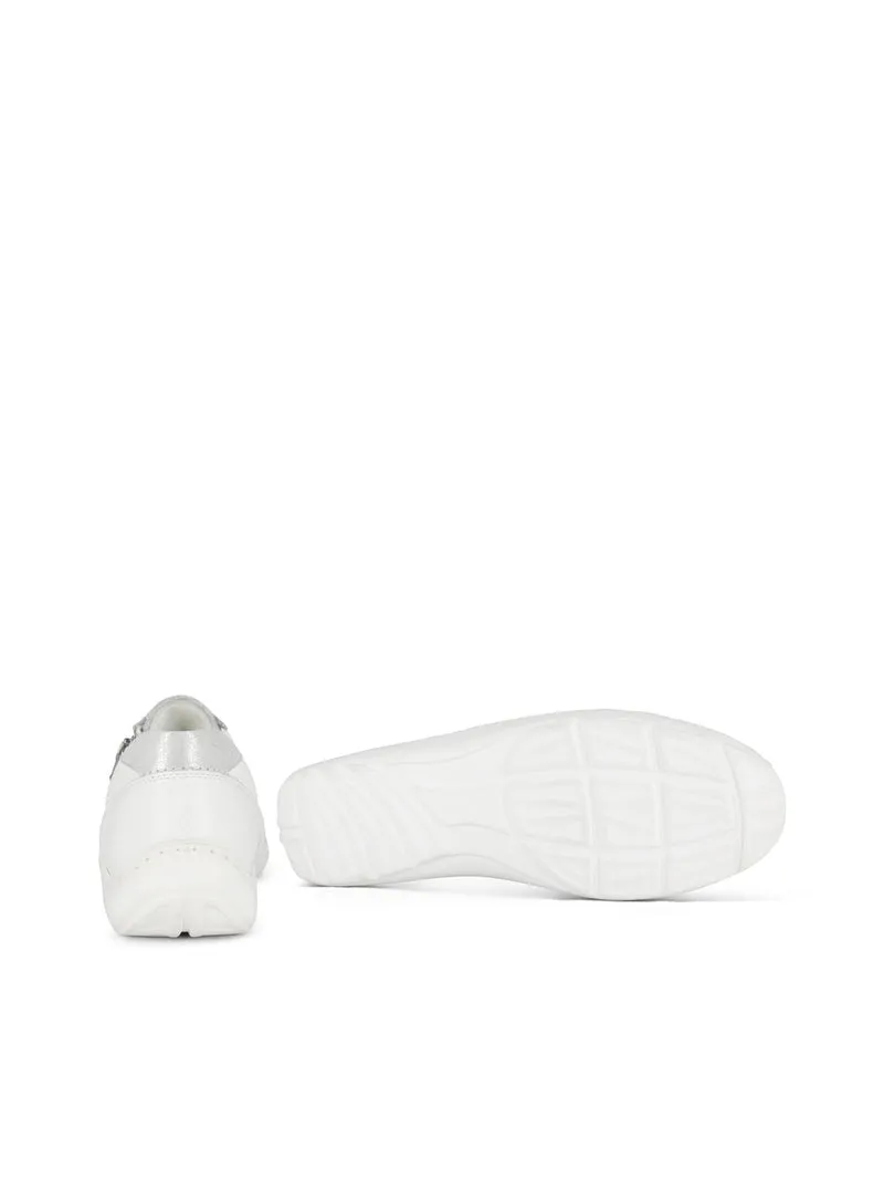 WOTTEN WHITE