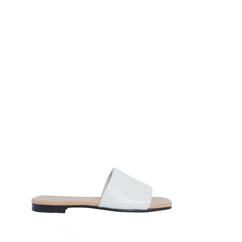 Madeleine Outlet — White