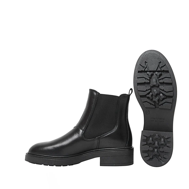 Anita Chelsea boots — Black