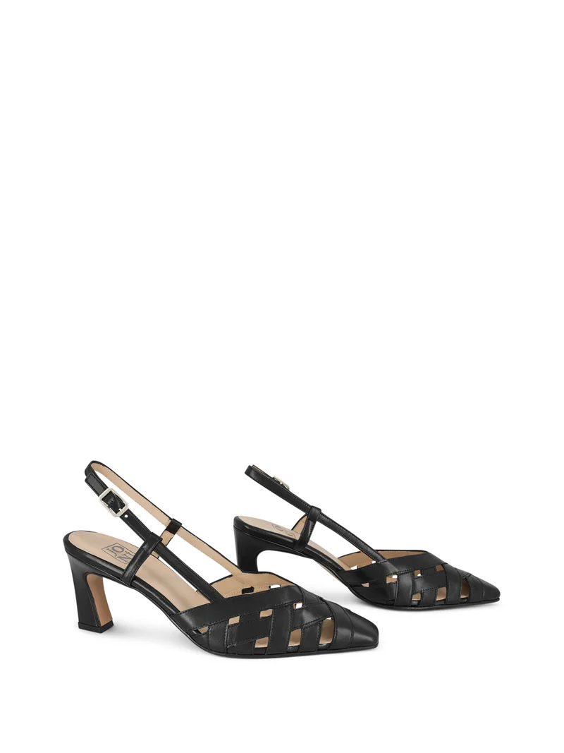 JEARN BLACK