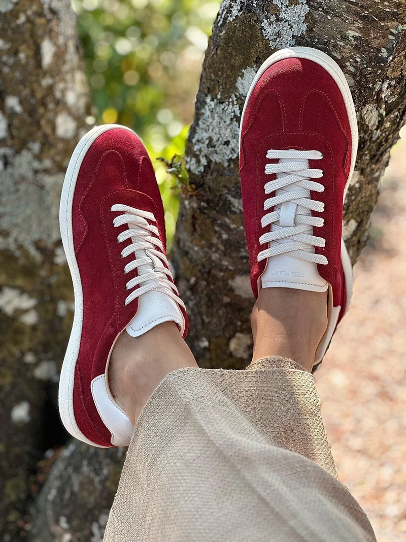 Edit Sneakers — Dark red