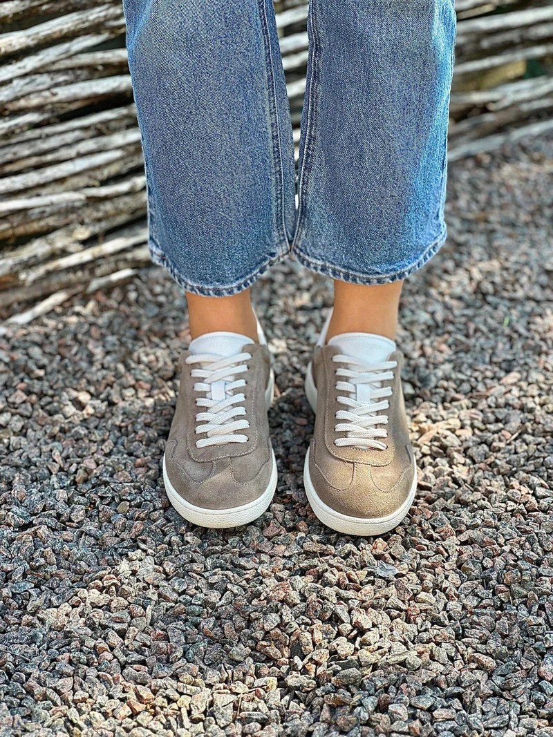 Edit Sneakers — Taupe