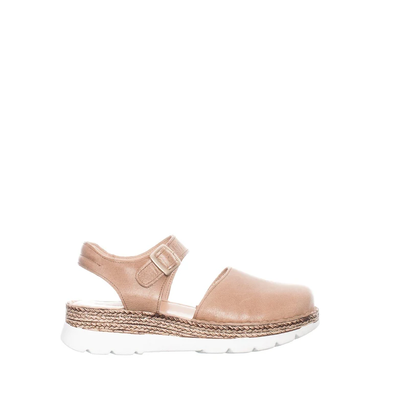 Maya Outlet — Sand
