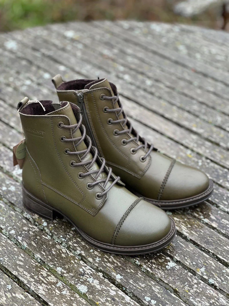 Pandora Laced boots — Deep green