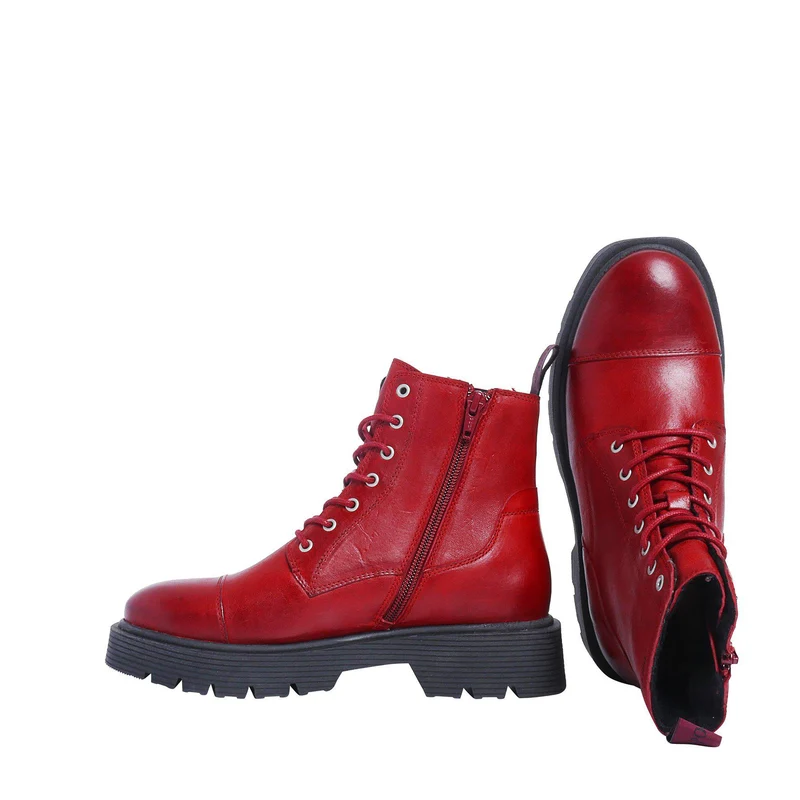 Mimmi Laced boots — Red