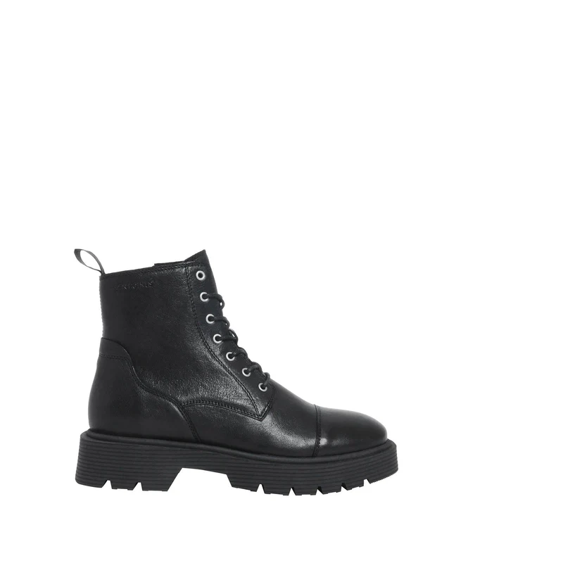 Mimmi Laced boots — Black