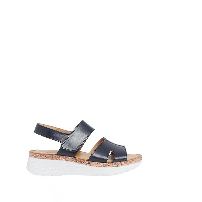 Maya 2 Outlet — Black
