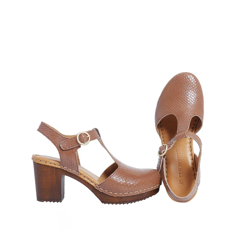 Amelia Outlet — Taupe
