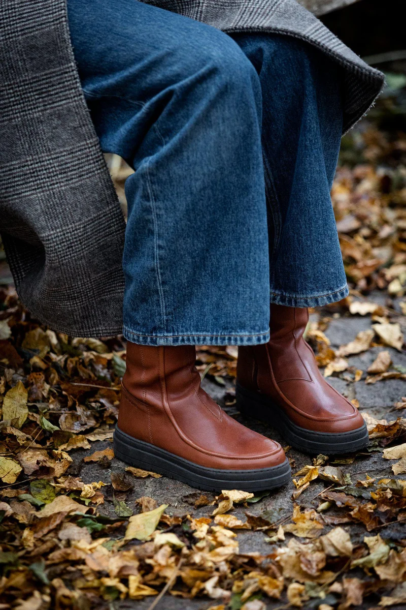 Larina Warm boots — Roasted brown
