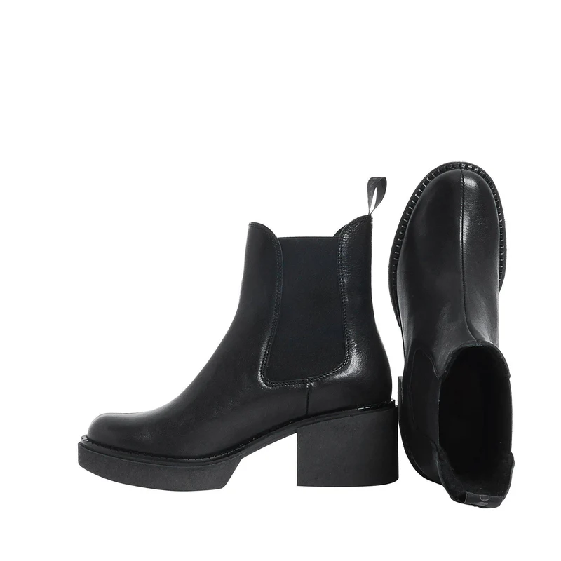 Selma Chelsea boots — Black