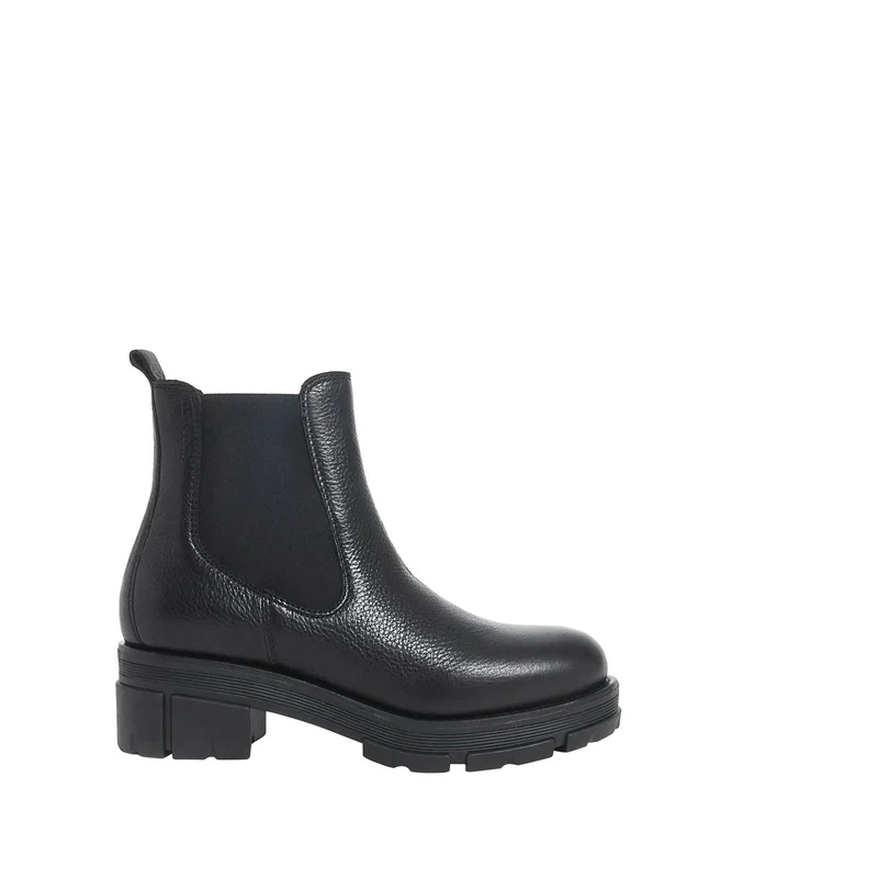 Cecilia Chelsea boots — Black