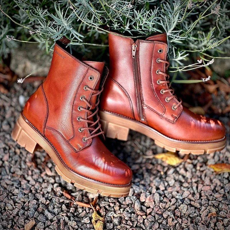 Cecilia Laced boots — Cognac