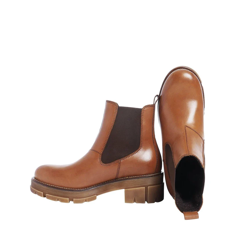 Cecilia Chelsea boots — Cognac