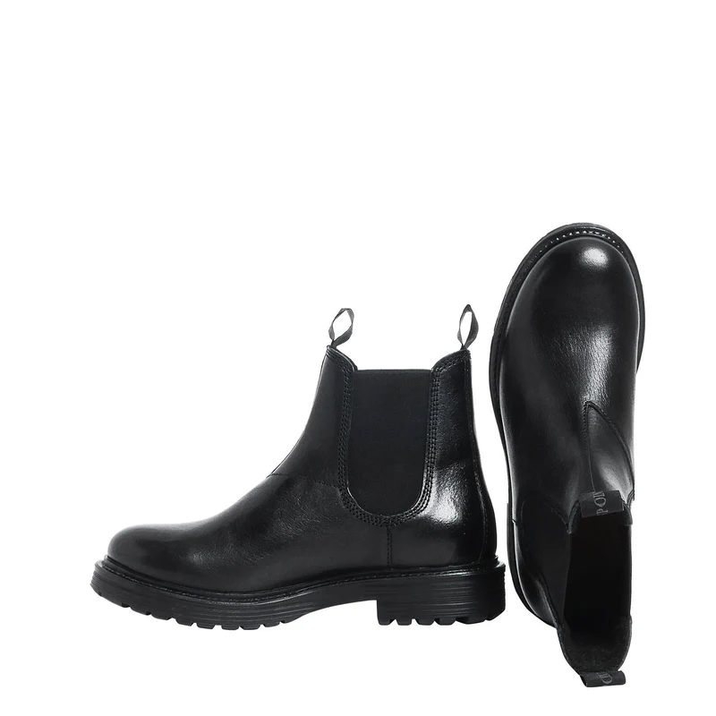 Berit Chelsea boots — Black