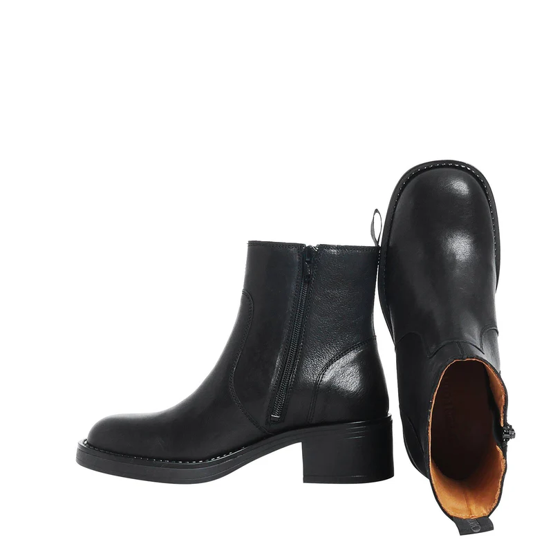 Ingrid Ankle boots — Black