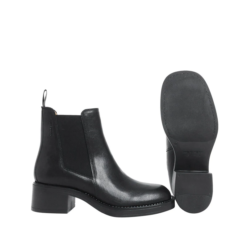 Ingrid Chelsea boots — Black