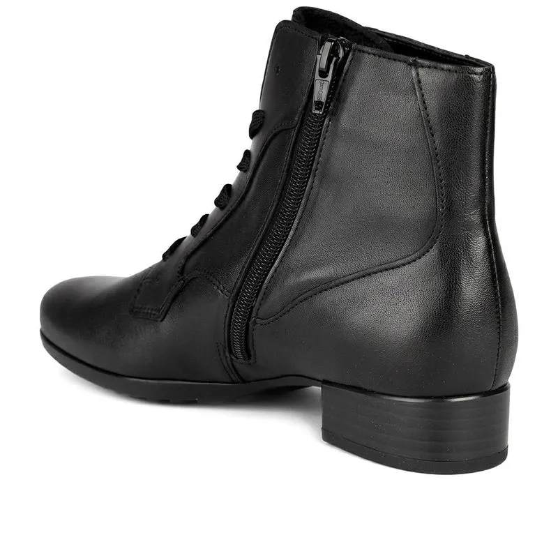Gabor Wide Fit Leather Lace Up Ankle Boots - GAB44512 / 330 018 - Black Leather