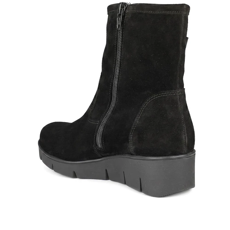 Gabor Wide Fit Leather Wedge Heel Boots - GAB44507 / 330 014 - Black Suede