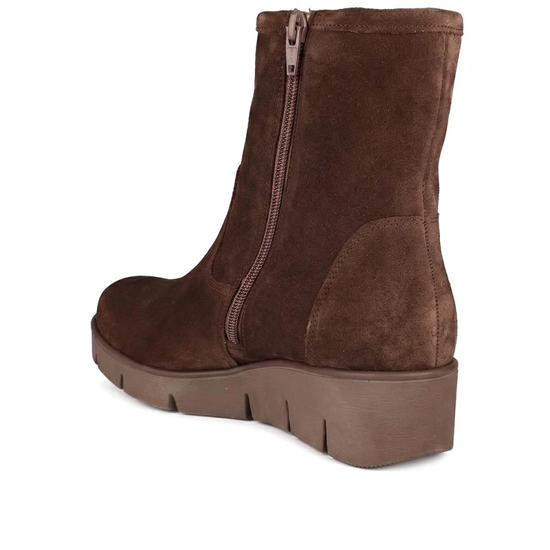 Gabor Wide Fit Leather Wedge Heel Boots - GAB44507 / 330 014 - Chocolate Suede
