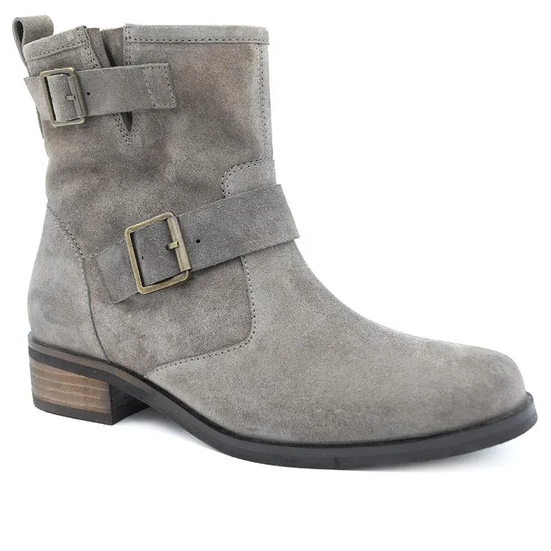 Maribel Buckle-Detailed Leather Boots - MARIBEL / 328 563 - Taupe Suede