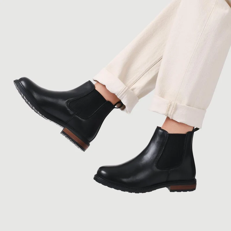 Mayah Leather Chelsea Boots - MAYAH / 327 817 - Black