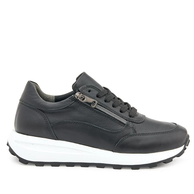 Bertina Lace-Up Trainers - BERTINA / 326 249 - Black