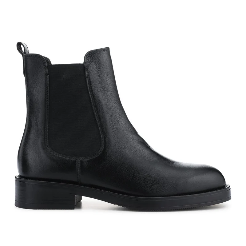 Moxie Leather Heeled Chelsea Boots - MOXIE / 328 088 - Black Leather