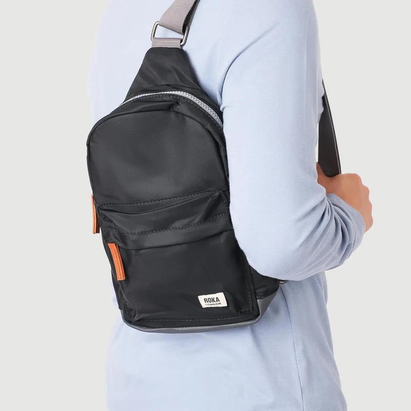 Willesden Sling Bag Large - ROKA41502 / 327 657 - Black