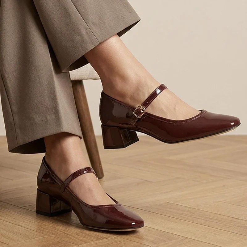 Xabrina Patent Leather Mary Janes - XABRINA / 328 255 - Burgundy Patent