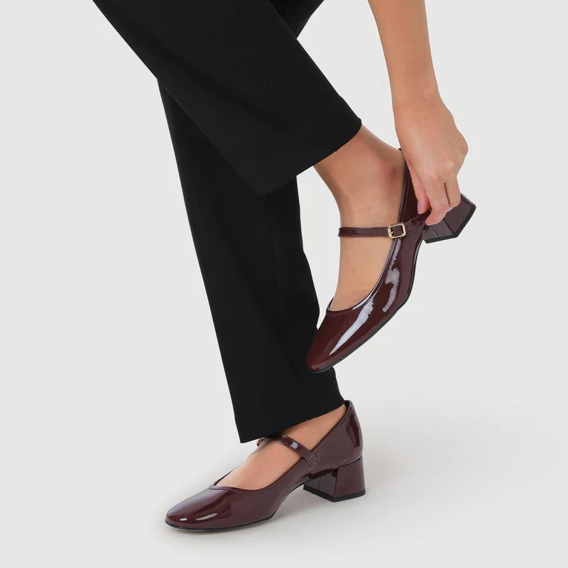 Xabrina Patent Leather Mary Janes - XABRINA / 328 255 - Burgundy Patent