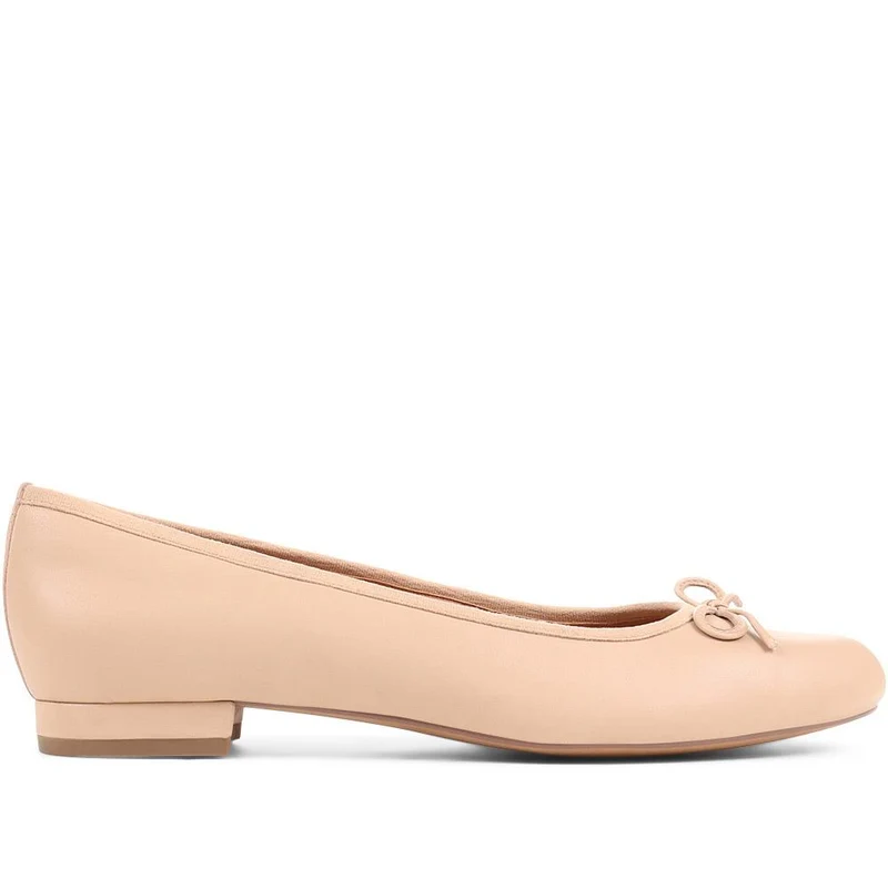 Soleil Leather Low Ballet Pumps - SOLEIL / 323 600