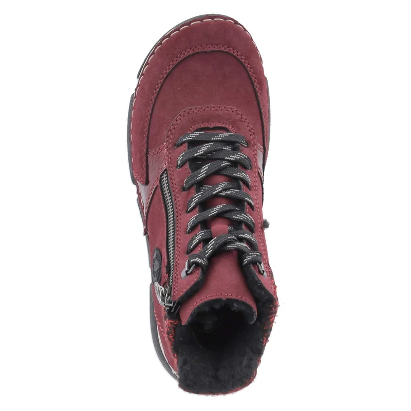 Schnürboots Rot