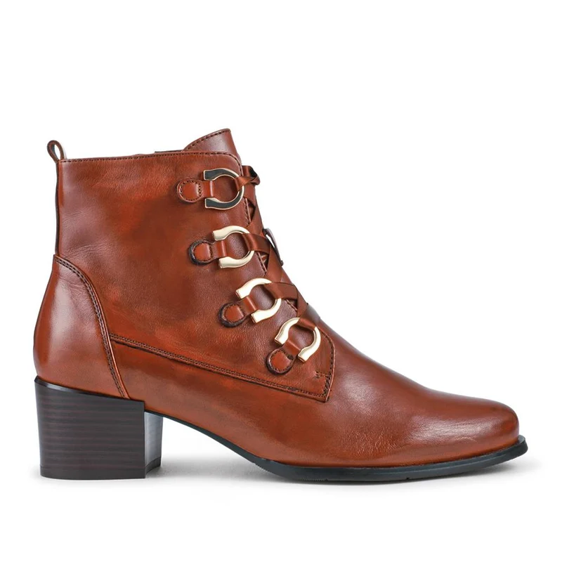 Legacy Leather Ankle Boots - LEGACY / 328 017