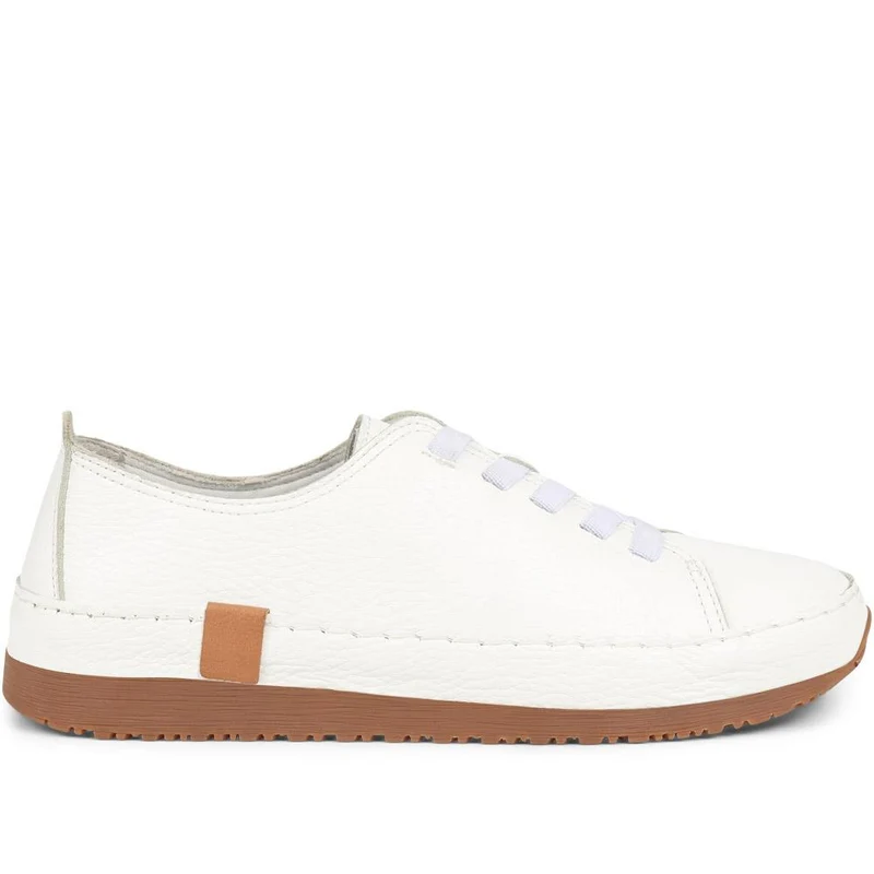 Amarilla Lace-Up Trainers - AMARILLA / 325 235