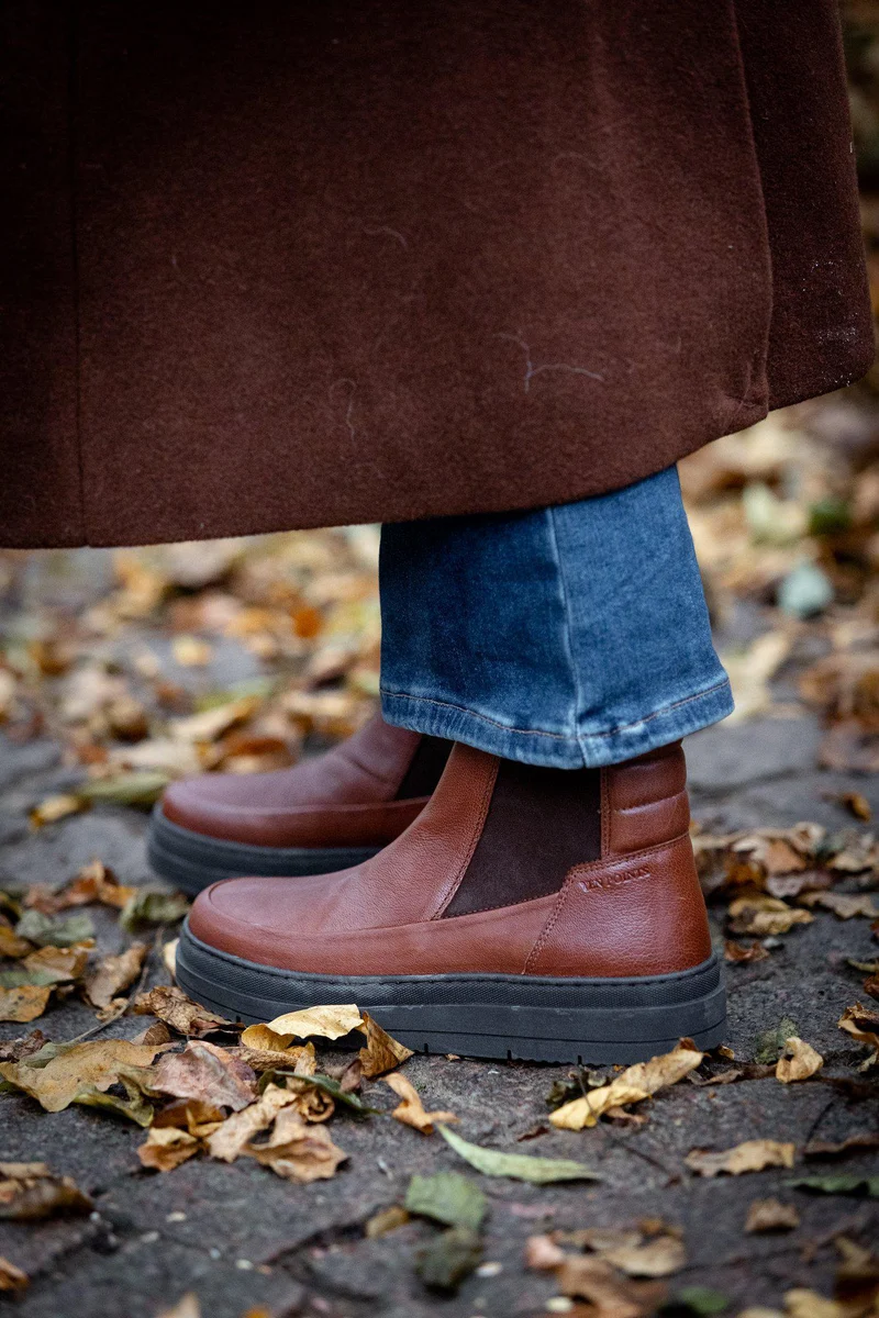 Larina Chelsea boots — Roasted brown