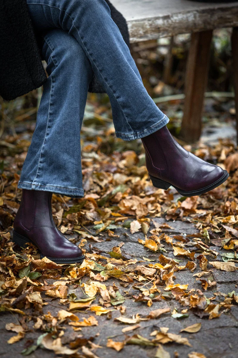 Pandora Chelsea boots — Purple