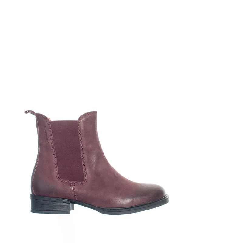 Pandora Chelsea boots — Wine