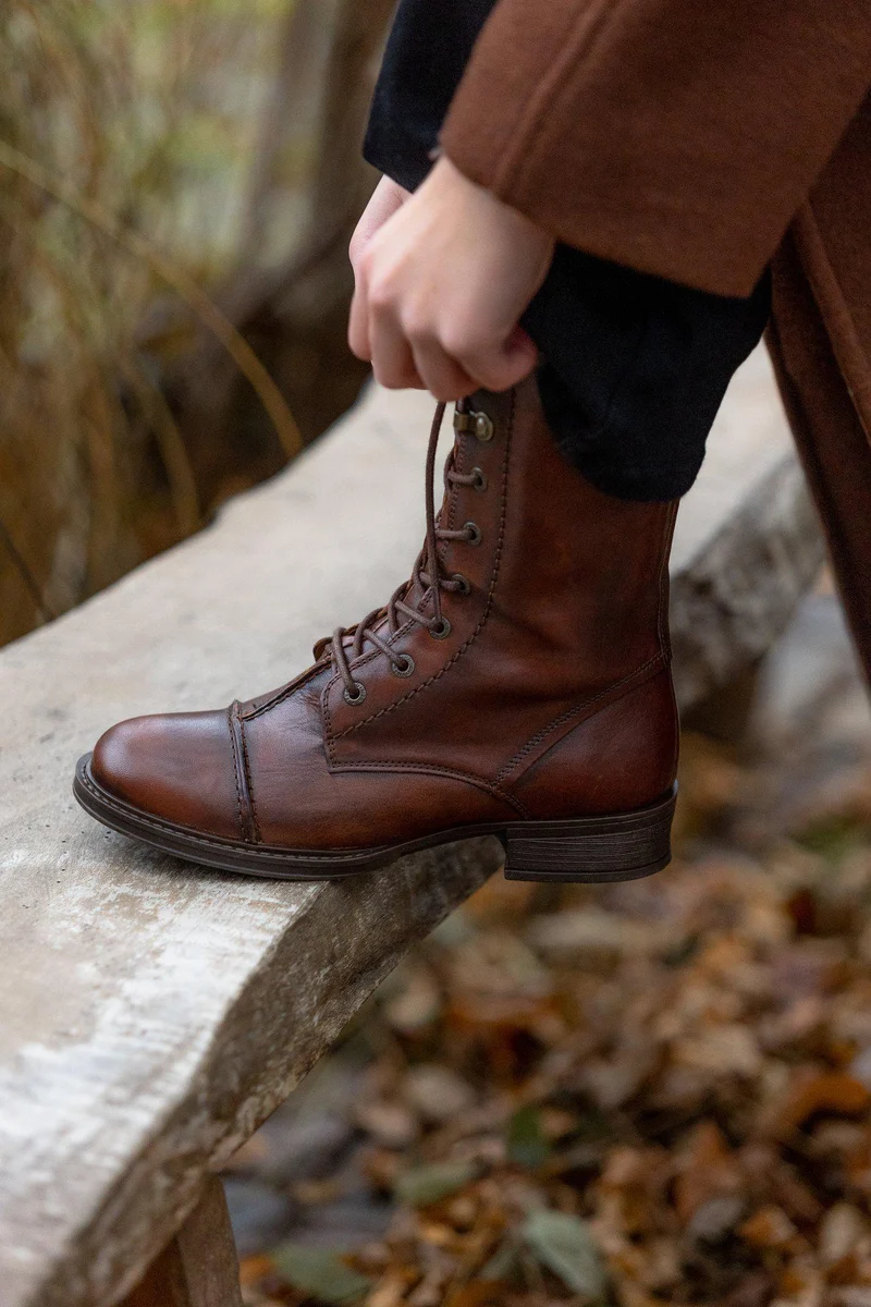 Pandora Laced boots — Rust
